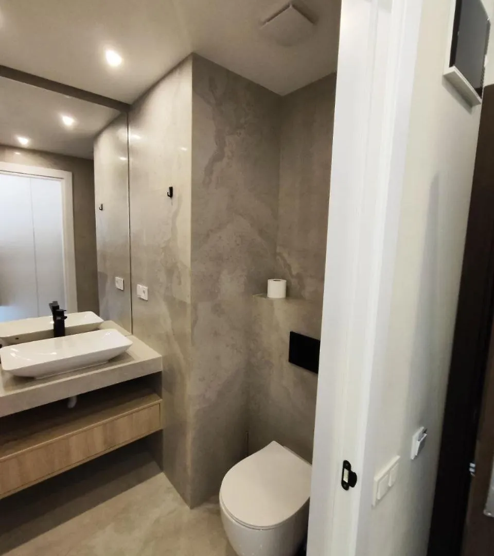 Unique Beach Tower Sea View Батуми Апартаменты