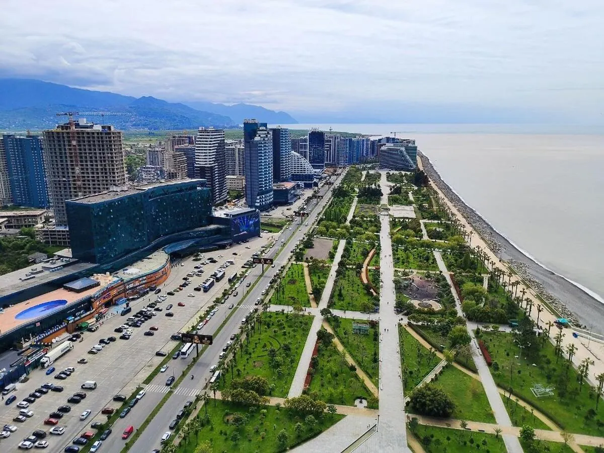 Апартаменты Unique Beach Tower Sea View Батуми